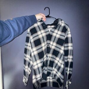 Hollister Black and Cream Plaid Shirt